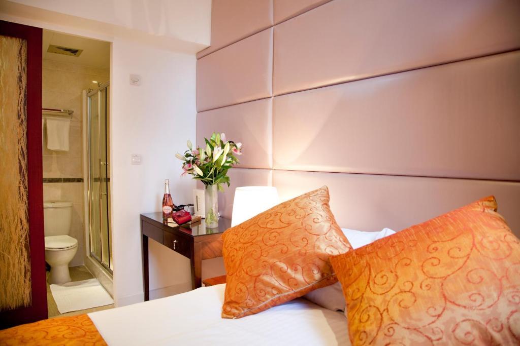 City Inn Russell Square London Room photo